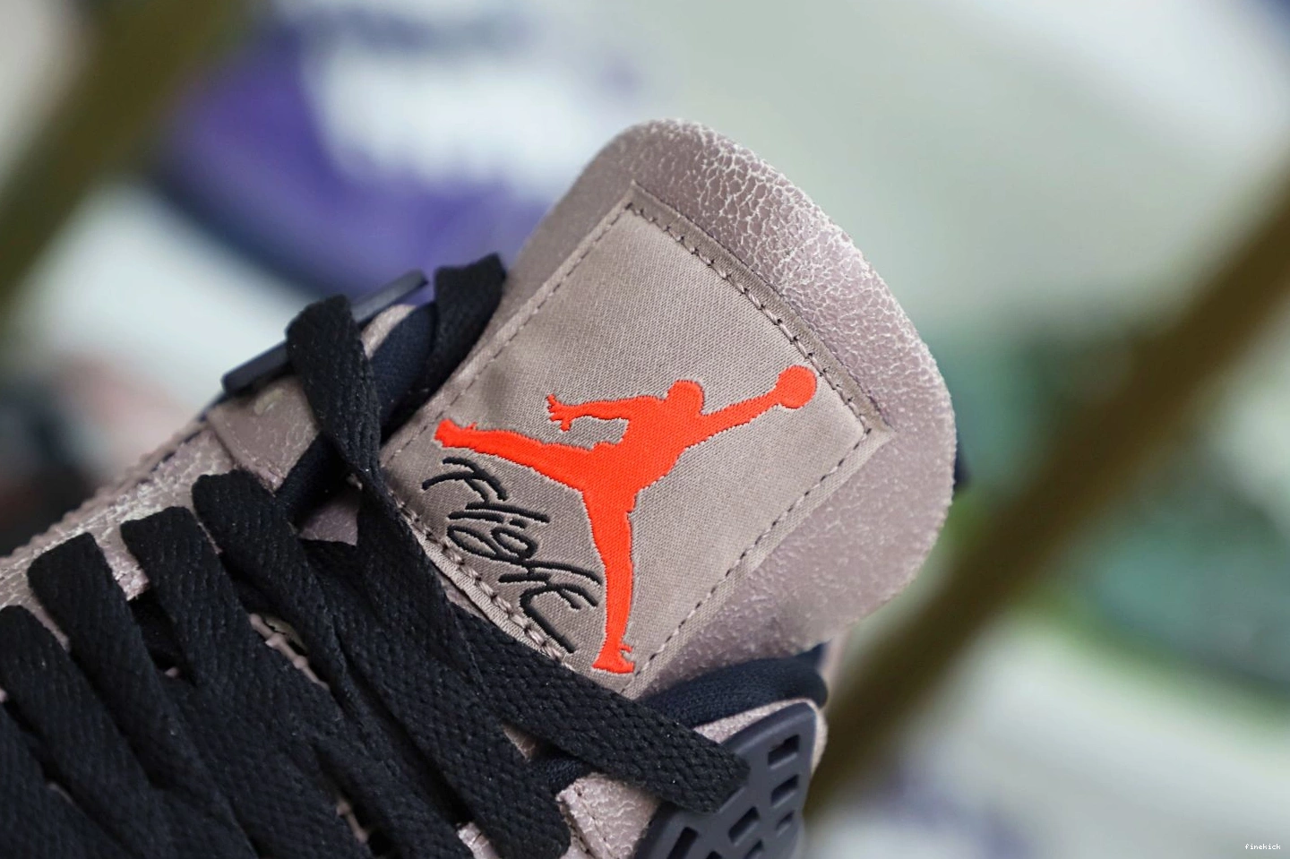 RETRO HAZE' JORDAN 4 AIR 'TAUPE 0920